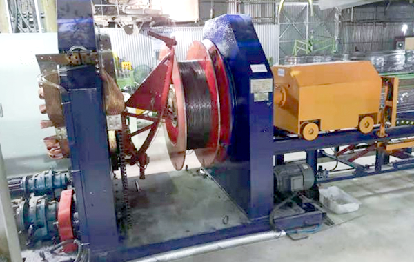 مقدمة آلة لحام قفص CNC