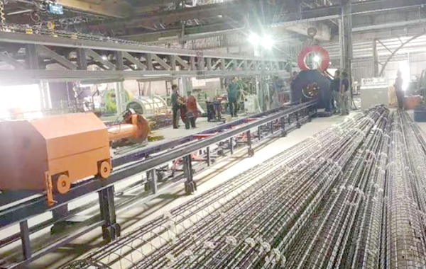 متطلبات السلامة لماكينة لحام القفص الفولاذي CNC في موقع البناء 